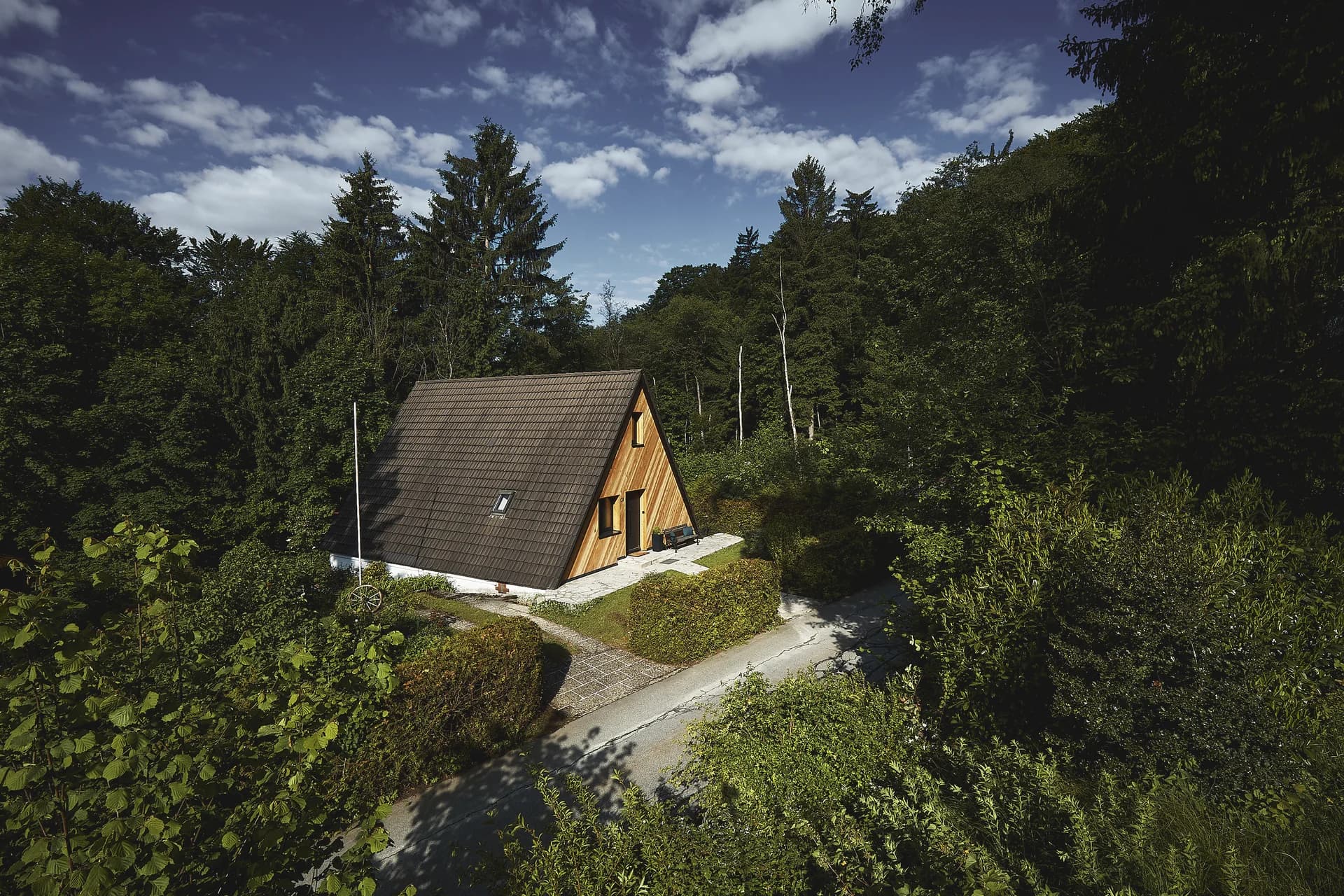 HAUS28 – Außenbereich mit Naturblick