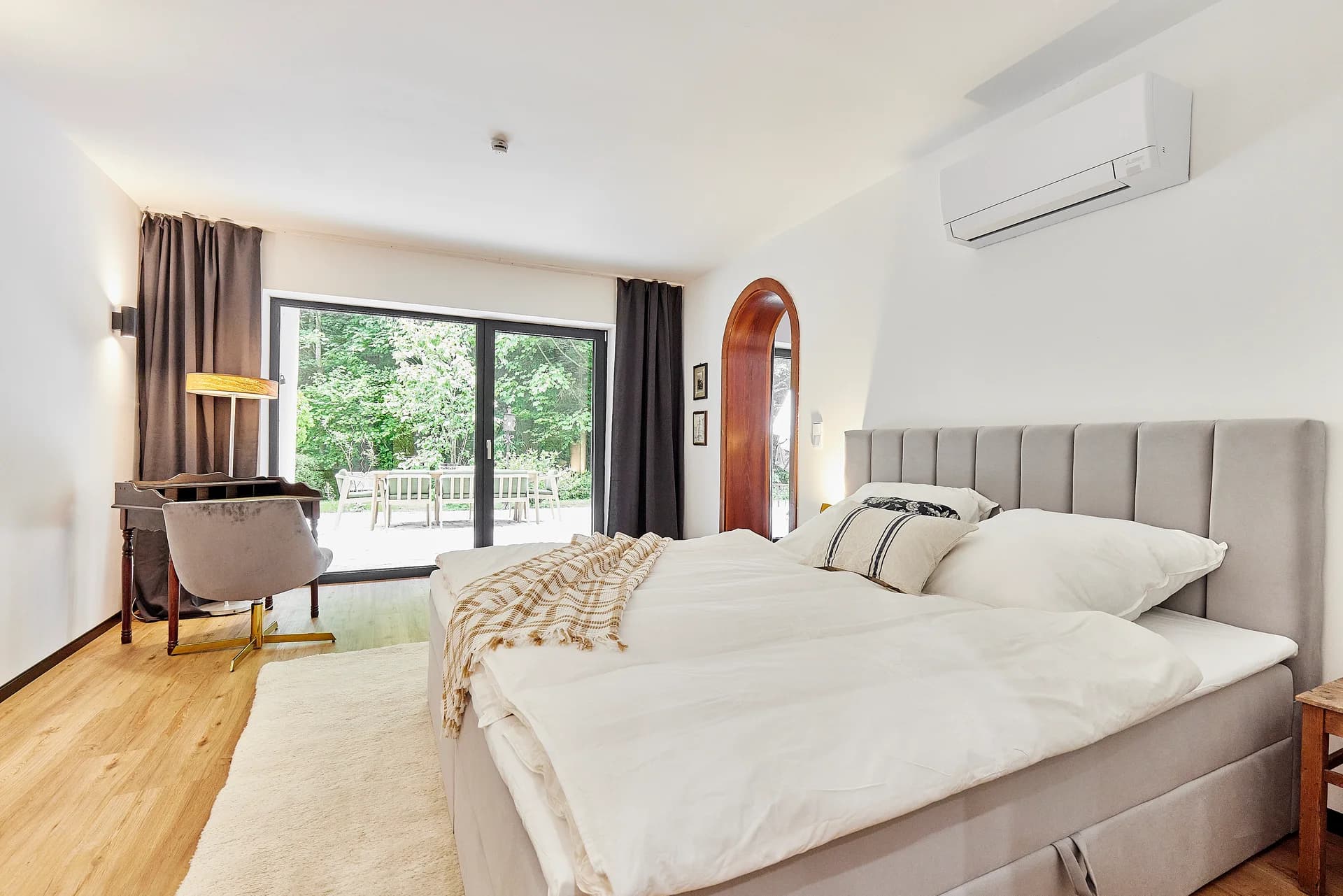 Schlafzimmer 2